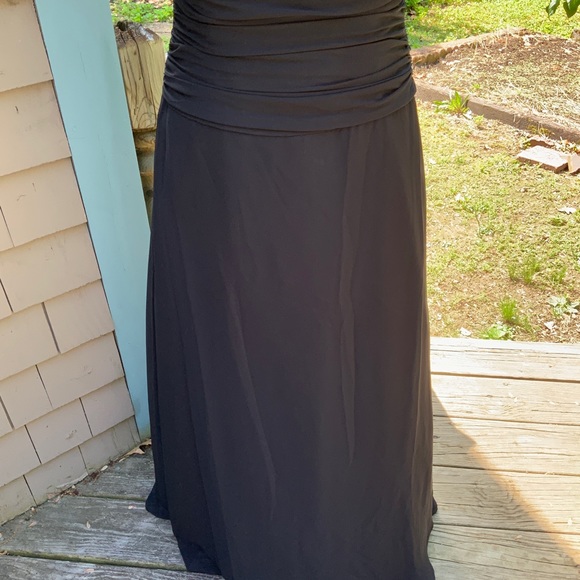 B2 black formal gown size 14 - Picture 3 of 5